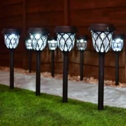 Solar Powered Windsor Black Post Lights - White 8pk